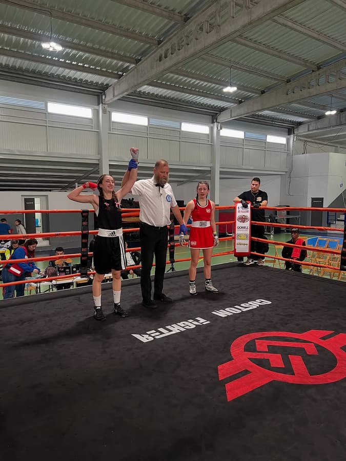 Sesión en el ring del club con el grupo de competición